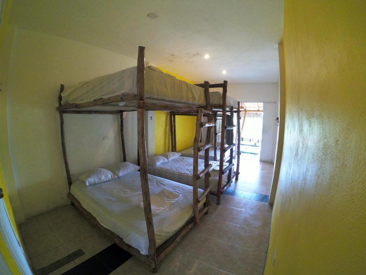 Kiwi Suites Hostel Montañita Esterno foto