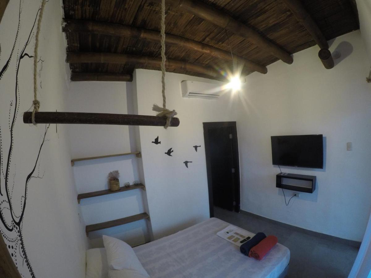 Kiwi Suites Hostel Montañita Esterno foto