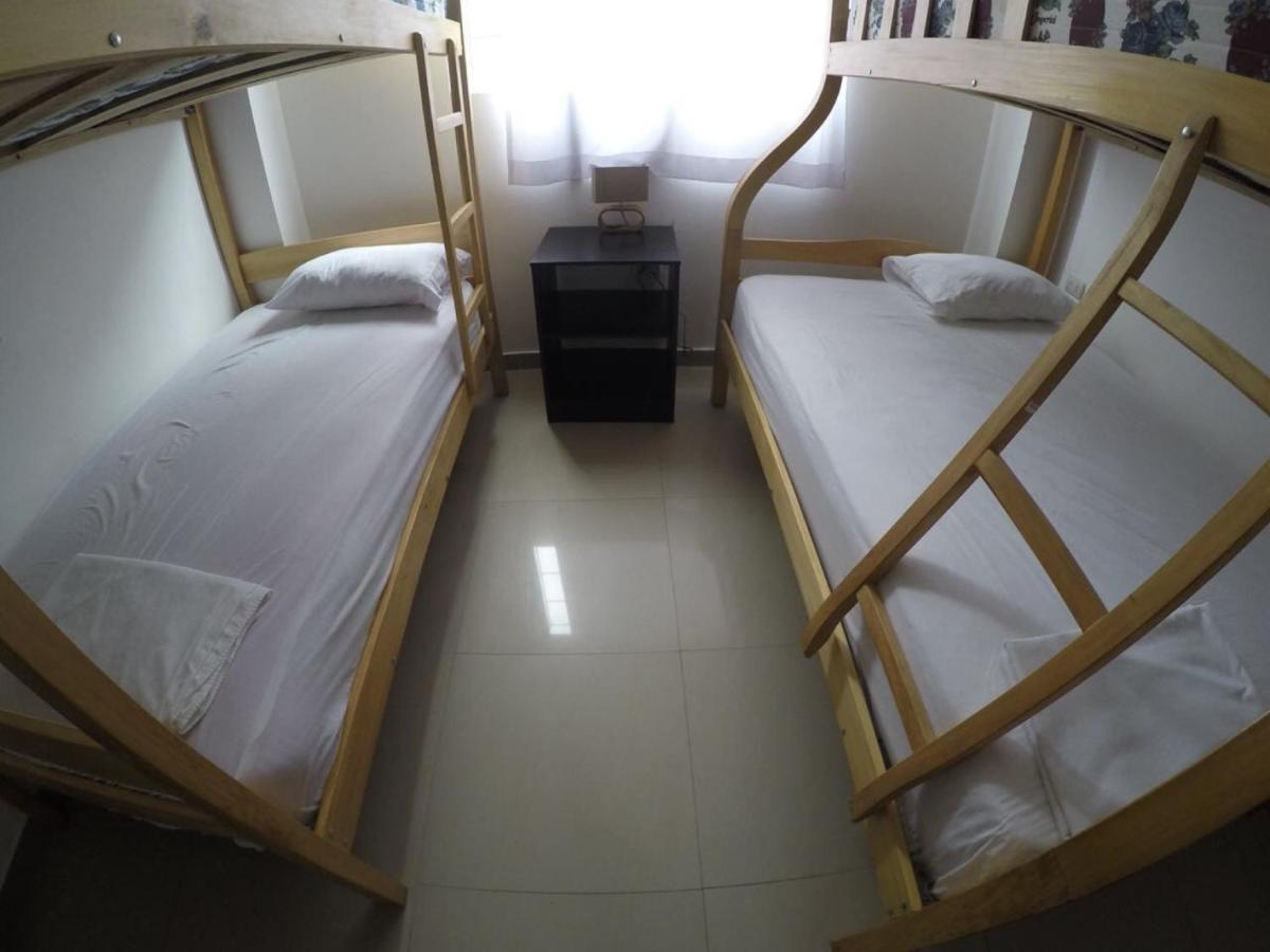 Kiwi Suites Hostel Montañita Esterno foto